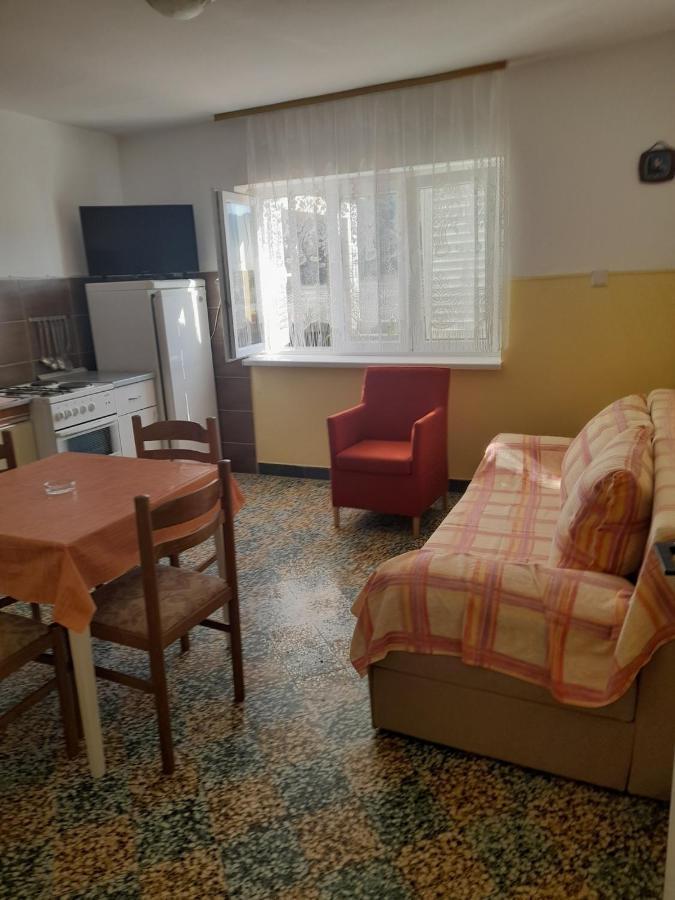 Apartments With A Parking Space Kampor, Rab - 4984 外观 照片